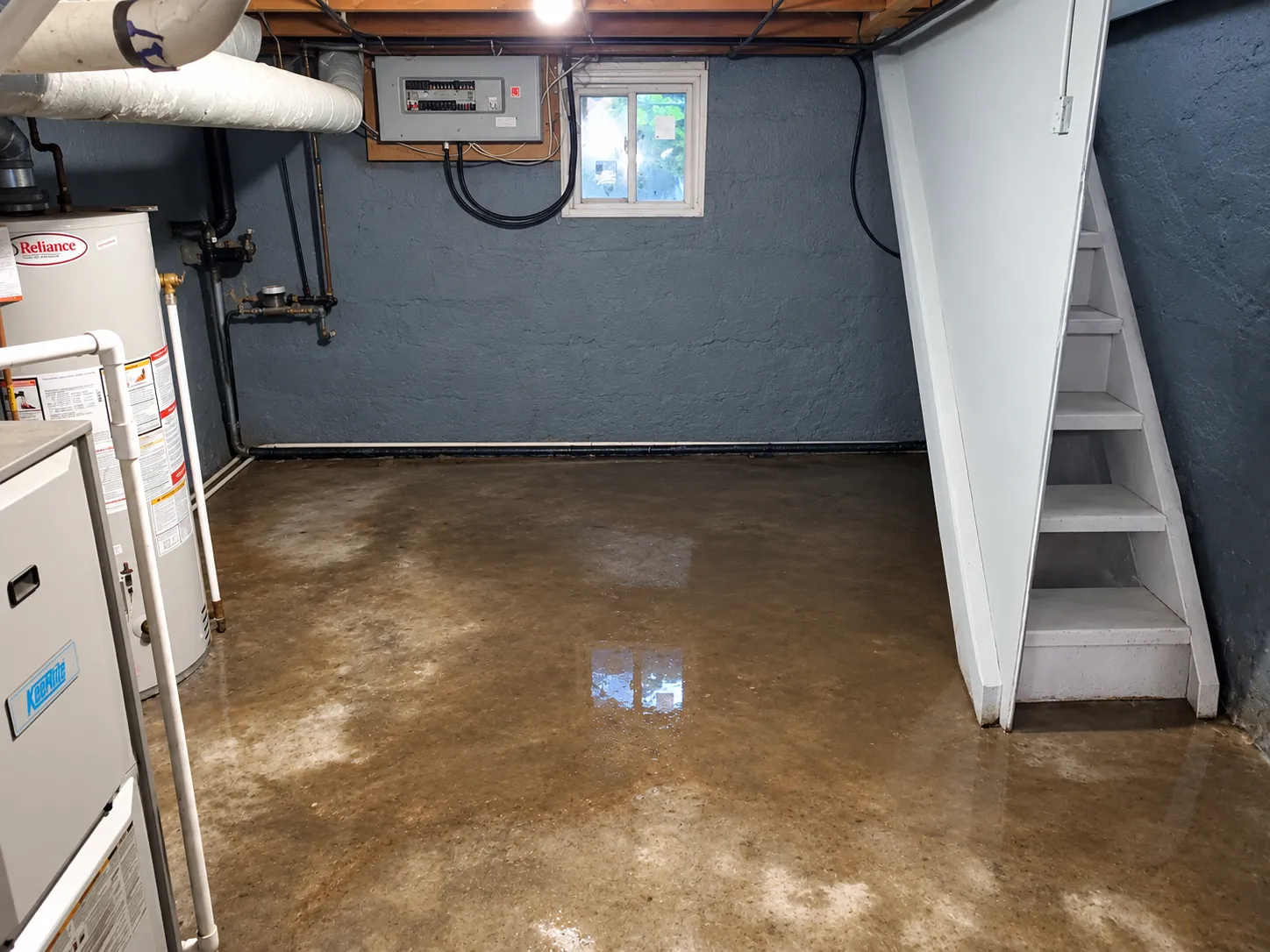 Interior Water Image